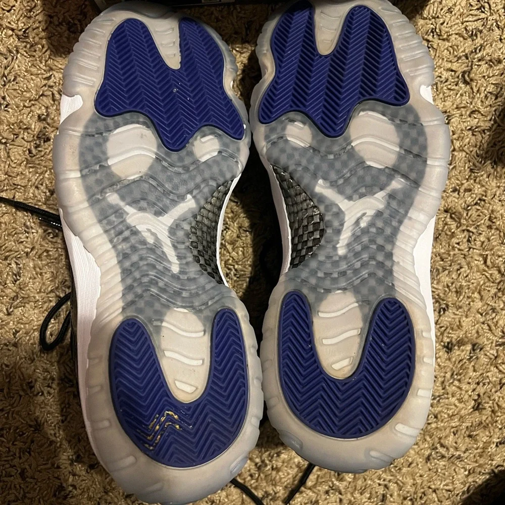 Air Jordan Retro Low IE in Black / Concord White. Men’s Size 11. - Picture 6 of 6